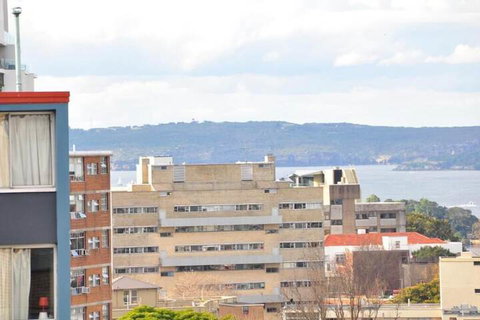 Annam Serviced Apartments - Accommodation Southport 1