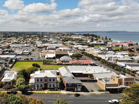 Annesley House - Accommodation Southport 1
