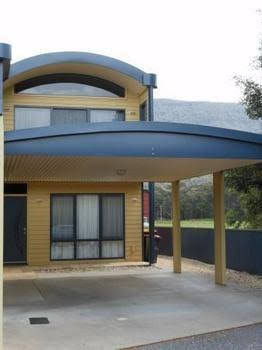 Halls Gap Escape - Southport Accommodation 6