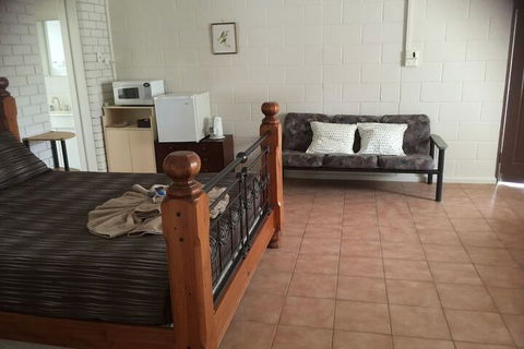 Warrumbungles Mountain Motel - Southport Accommodation 4