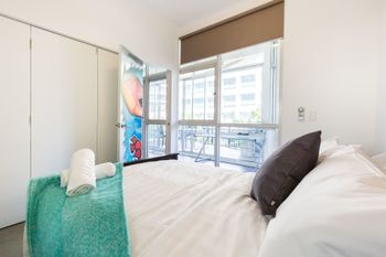 Vance 2Bdr Melbourne Apartment - Southport Accommodation 2