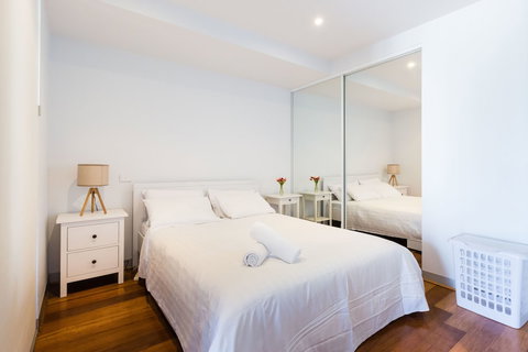 RIVER, 1BDR Melbourne Apartment - Accommodation Southport 3