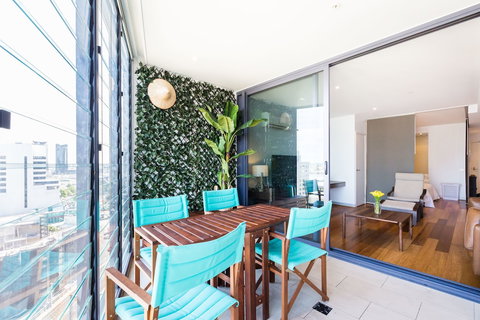 RIVER, 1BDR Melbourne Apartment - Accommodation Southport 6