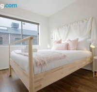 109Cozy Cranbourne Family House5Bed2Bath2Parking - Accommodation Southport