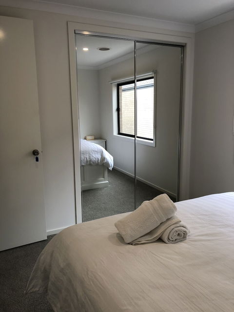 Apple House Upper Point Cook - Accommodation Southport 4