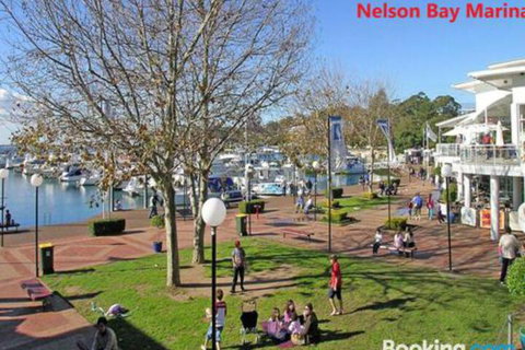 Gymea Retreat 56 Ullora Close Tri Level Home With WIFI & Aircon - Accommodation Southport 0