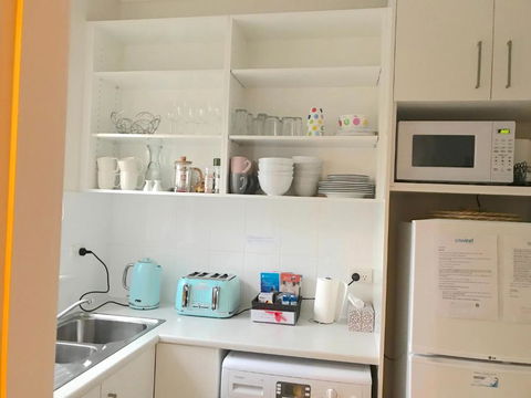 Smugglers Resort Style Apartments No 9 - Southport Accommodation 2