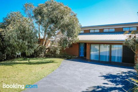 Banksia Beach House - Southport Accommodation 6