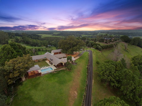 A PERFECT STAY Serene Myocum - Accommodation Southport 1