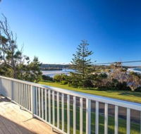 Seaside Beach House 25 Seaside Pde - Southport Accommodation