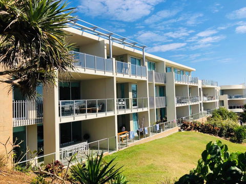 Absolute Beachfront Cabarita Beach Ocean Views 3 Bed Apartment - Southport Accommodation 4