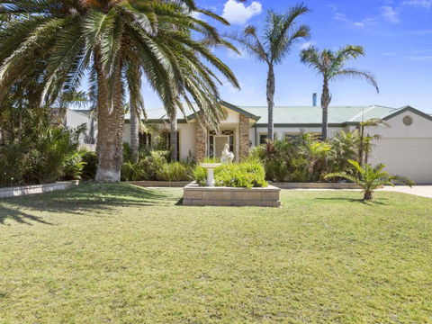 DIAMOND BAY RETREAT SORRENTO - Southport Accommodation 5
