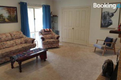 Heritage Bed & Breakfast - Accommodation Southport 0