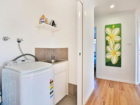 VIlla Zelma Culburra Beach - Southport Accommodation 1