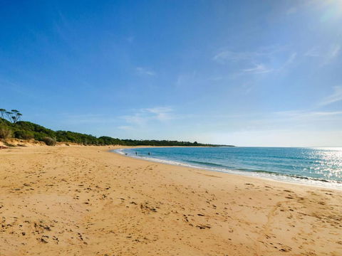 Hakea Bush Cabin - Southport Accommodation 1