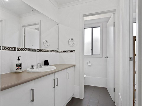 Beach Fun 11 Broadbeach Drive - Accommodation Southport 2