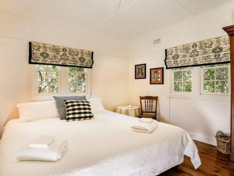 LAVENDER COTTAGE Alpine Southern Highlands 4pm Check Out Sundays - Southport Accommodation 6