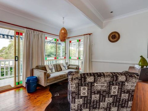 Marys Place At Hyams 4pm Check Out Sundays - Accommodation Southport 3