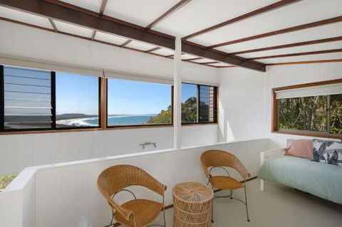 Valparaiso 23 Dulconghi Street - Southport Accommodation 3