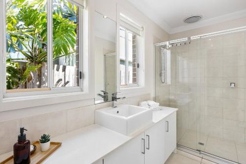 Rosebud Seaside Accommodation - Accommodation Southport 1