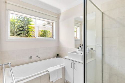 Rosebud Seaside Accommodation - Accommodation Southport 5