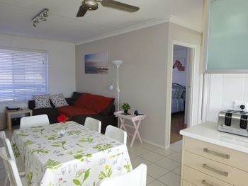 Selene Holiday Apartment AtWest Beach - Southport Accommodation 0
