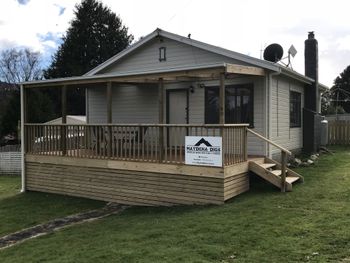Maydena Digs Cottage - Southport Accommodation 0