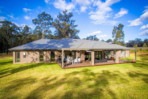 Mirambeena - Southport Accommodation 2