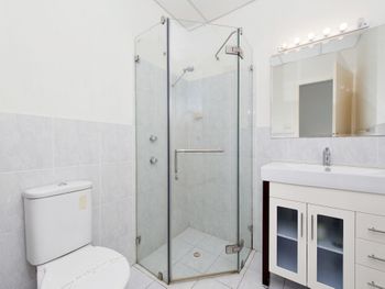 Sandy Point Road Unit 337 265 Pacific Blue - Accommodation Southport 5