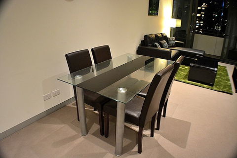 Royal Stays Apartments Southbank - Southport Accommodation 1