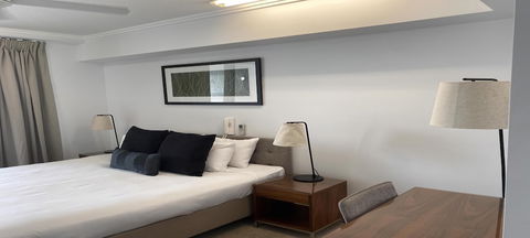 Airtrip Apartments On Carlyle St. Mackay - Southport Accommodation 4