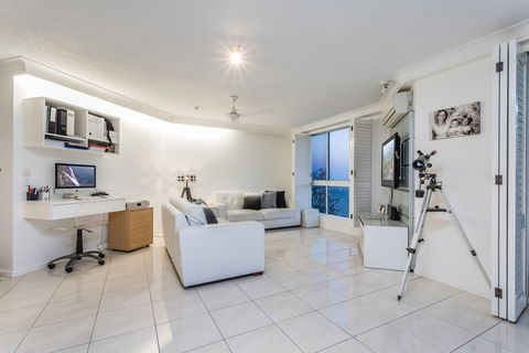Penthouse On Suttons - Southport Accommodation 5