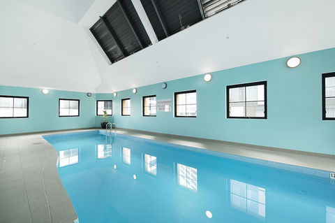 YEHS Hotel Sydney Harbour Suites - Southport Accommodation 3