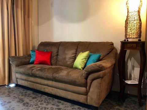 Five 3 Five - The Beachside Barracks - Accommodation Southport 1