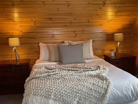 Dunes - Elegant Beach Villa With Huge Swim Spa - Southport Accommodation 1