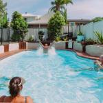 Beach & Bay Holiday House - Southport Accommodation 0