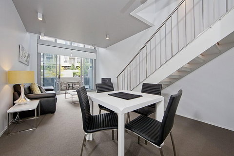 Accommodate Canberra - Accommodation Southport 0