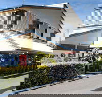 Smart Motel Bert Hinkler - Southport Accommodation