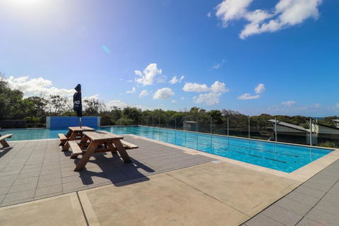Seaside Escape - Southport Accommodation 1