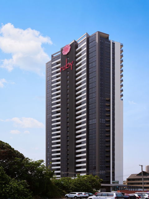 Ruby By Serain Residences - Southport Accommodation 2