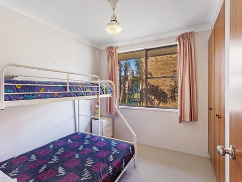 Kurranulla, Unit 5/15 Weatherly Close - Southport Accommodation 4