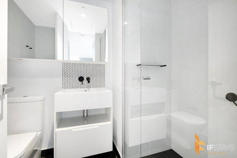 IFSuites (IFSTAYS) Light House Apartment - Accommodation Southport 2