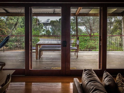 Samphire Beach House - Southport Accommodation 6
