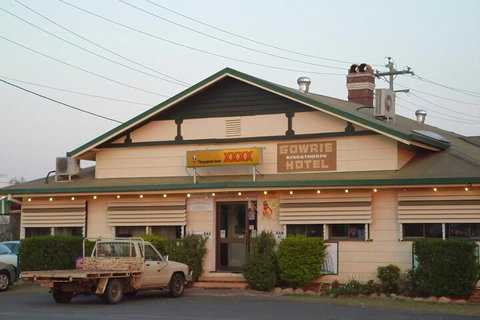 Gowrie Hotel Motor Inn - Accommodation Southport 7