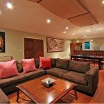 Laanecoorie Holiday House - Southport Accommodation 0