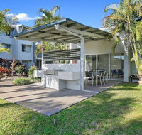 Ramada Encore by Wyndham Whale Cove - Southport Accommodation