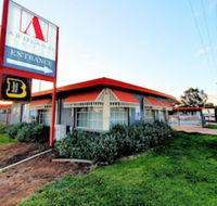 Ardeanal Motel West Wyalong - Southport Accommodation