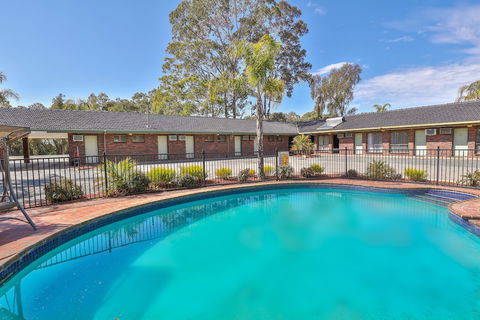 Two Rivers Motel - Southport Accommodation 3