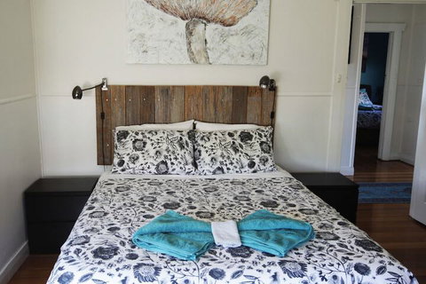 The Tickled Trout - Southport Accommodation 3