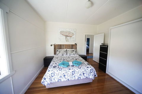 The Tickled Trout - Southport Accommodation 4